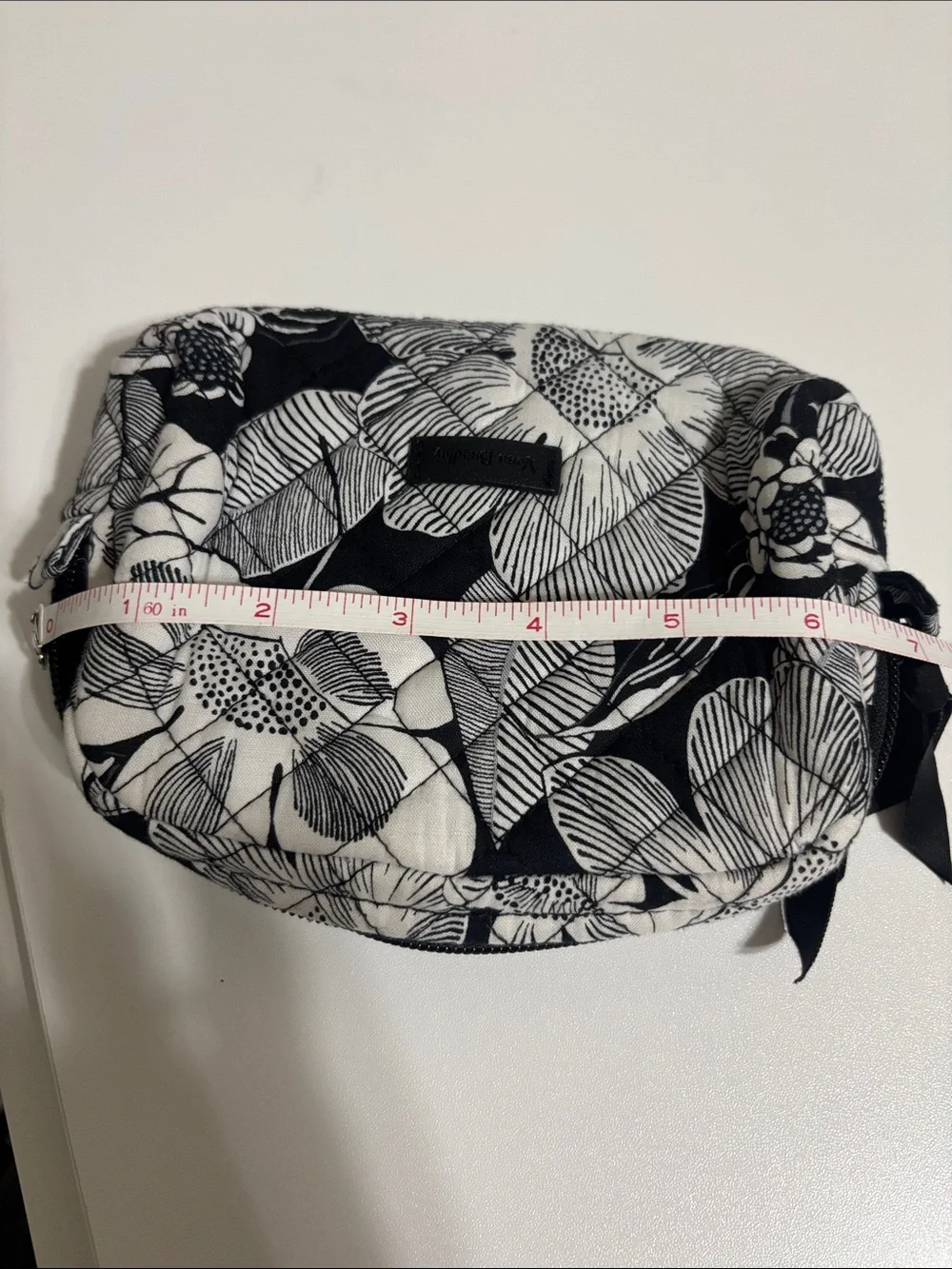 Vera Bradley retired Bedford  Blooms Cosmetic  Pouch